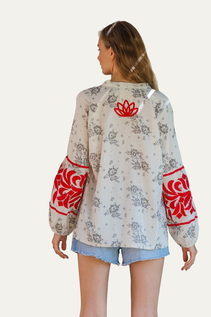 Ecuador White Blouse